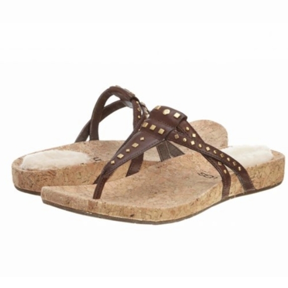 Ugg Australia Dietra Women T strap Sandals Flats sz 10 - Picture 1 of 10
